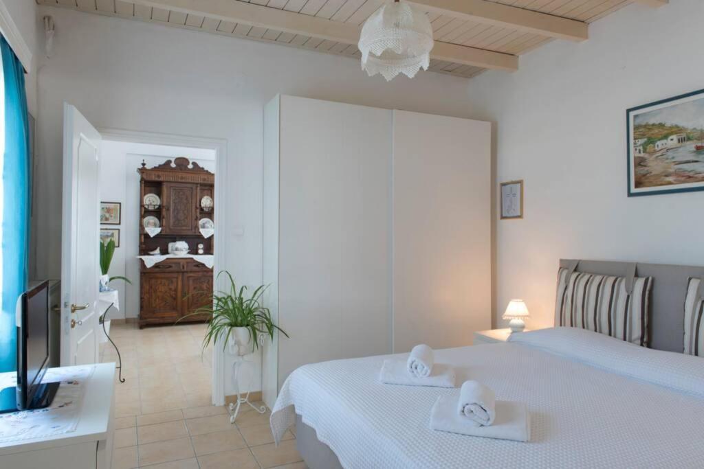 Palmaya Villa, Unique Seafront Experience Vagia  Екстериор снимка