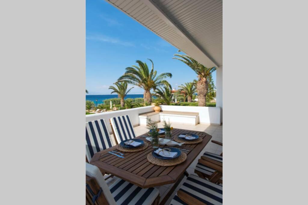 Palmaya Villa, Unique Seafront Experience Vagia  Екстериор снимка